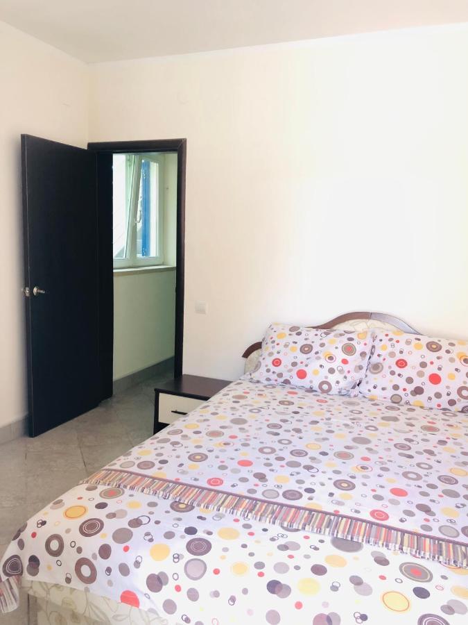 Rafailovici Holiday Apartments Eksteriør bilde