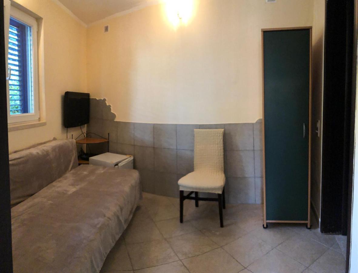 Rafailovici Holiday Apartments Eksteriør bilde