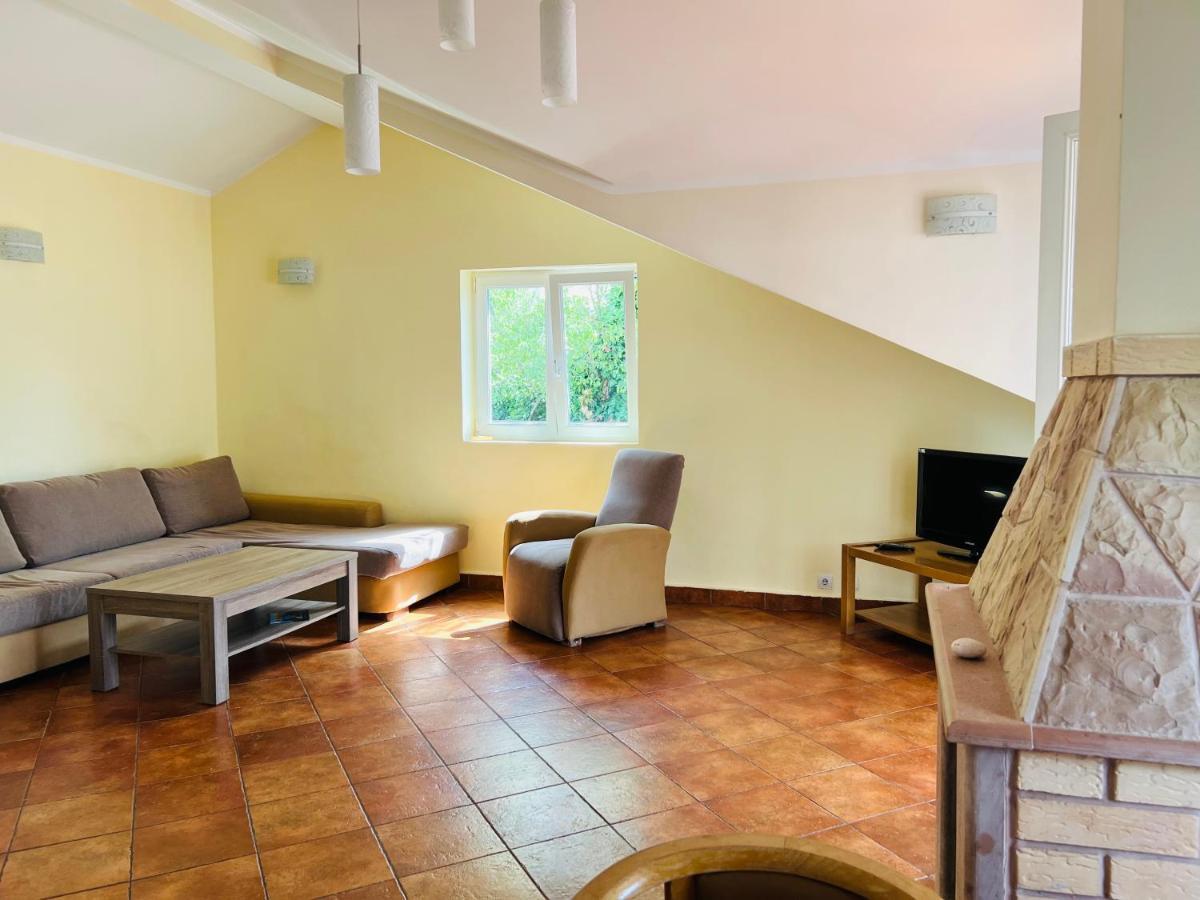 Rafailovici Holiday Apartments Eksteriør bilde